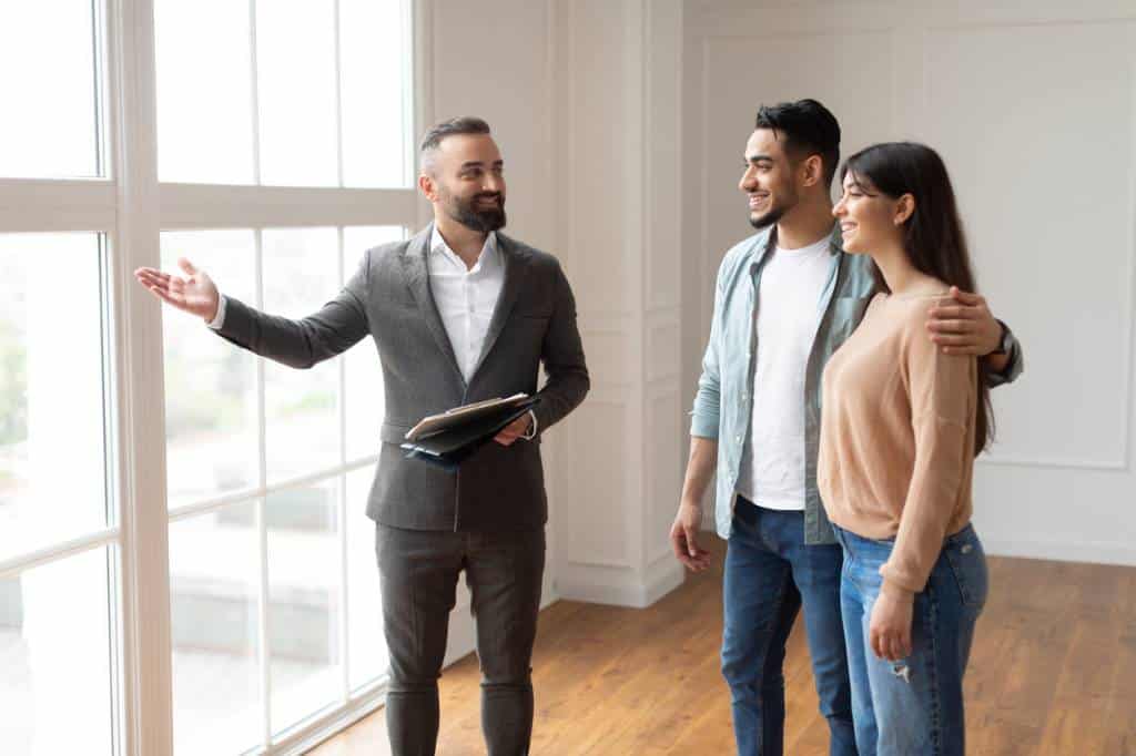 Avantages métier mandataire immobilier professionnel réseau transaction conseiller 